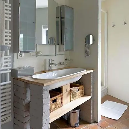 La Rose Du Petit Bois Hotel 3*