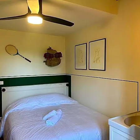 La Rose Du Petit Bois Hotel