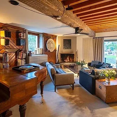Hotel La Rose Du Petit Bois Dardilly